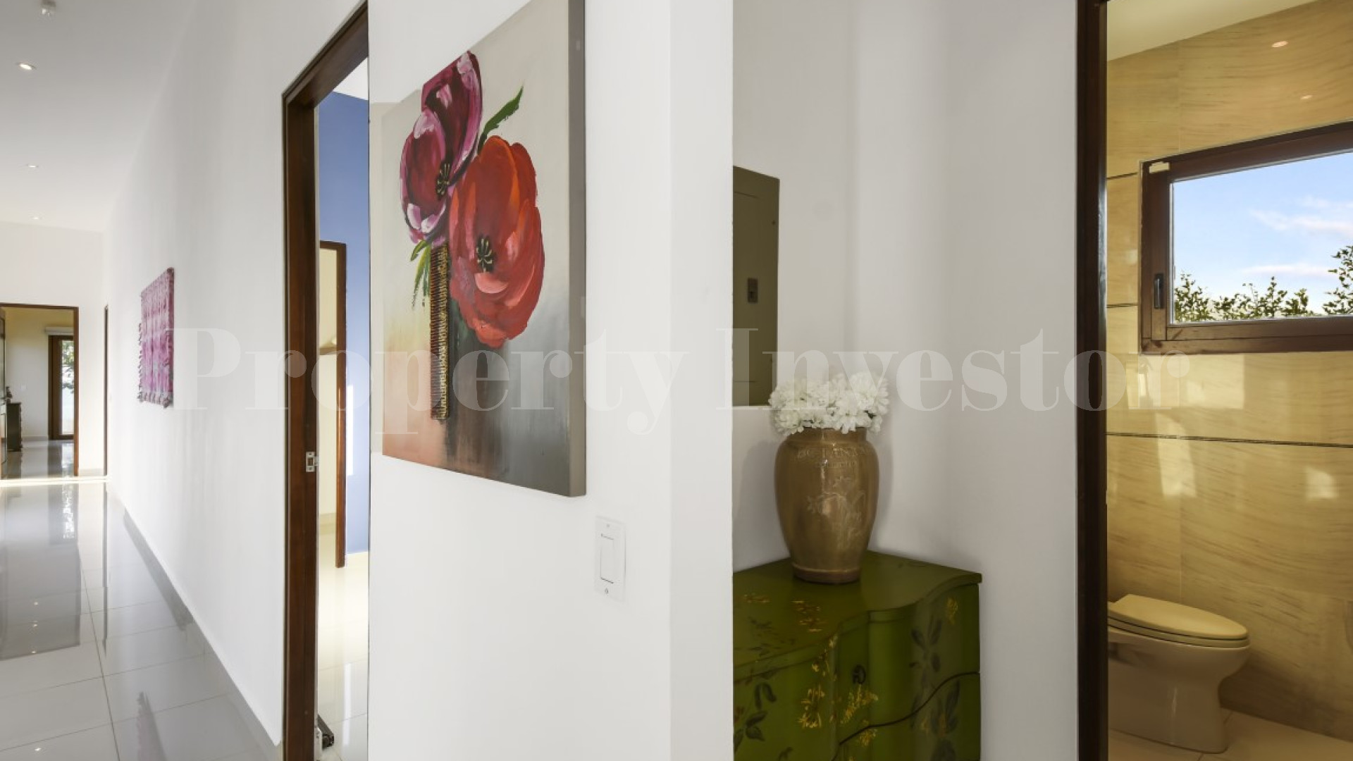 Elegant 4 Bedroom Beachfront Estate for Sale in Pedasi, Panama