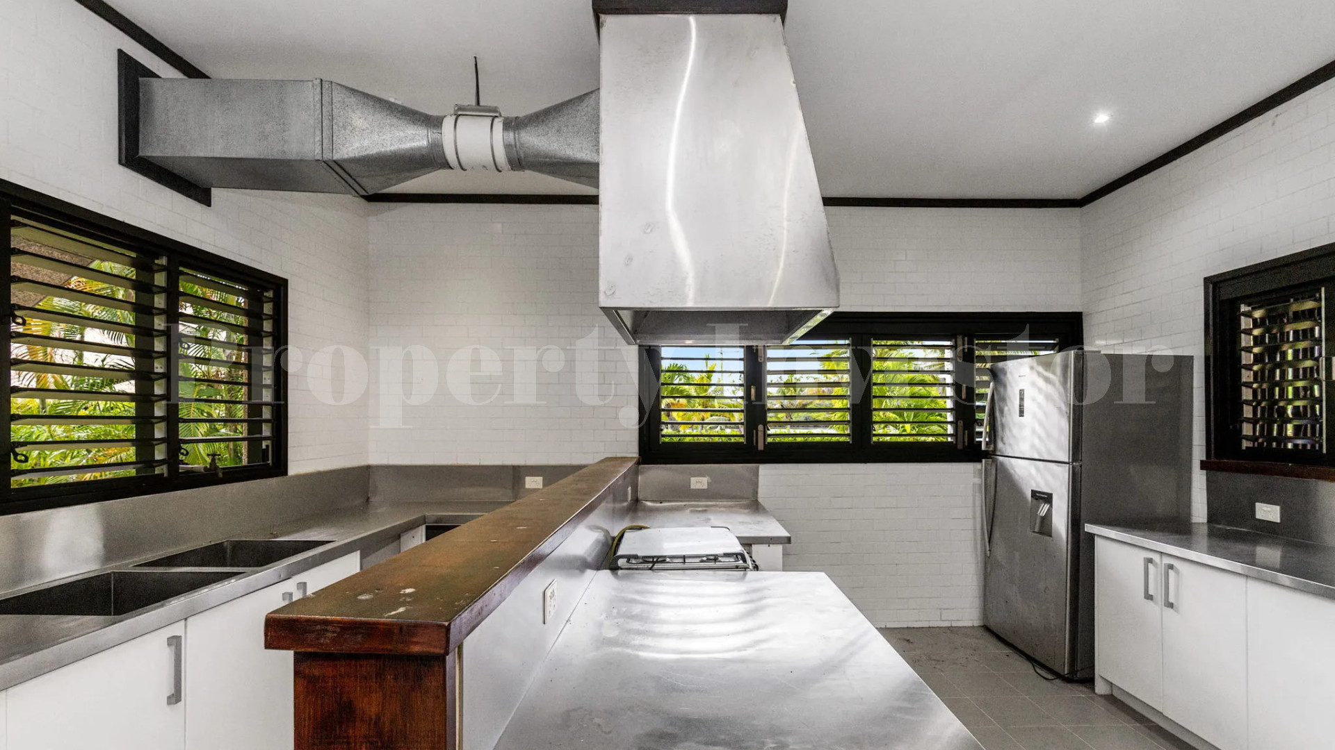 Wavi Island — Exclusive 10 Hectare Private Island with Luxury Residence for Sale in Vanua Levu, Fiji