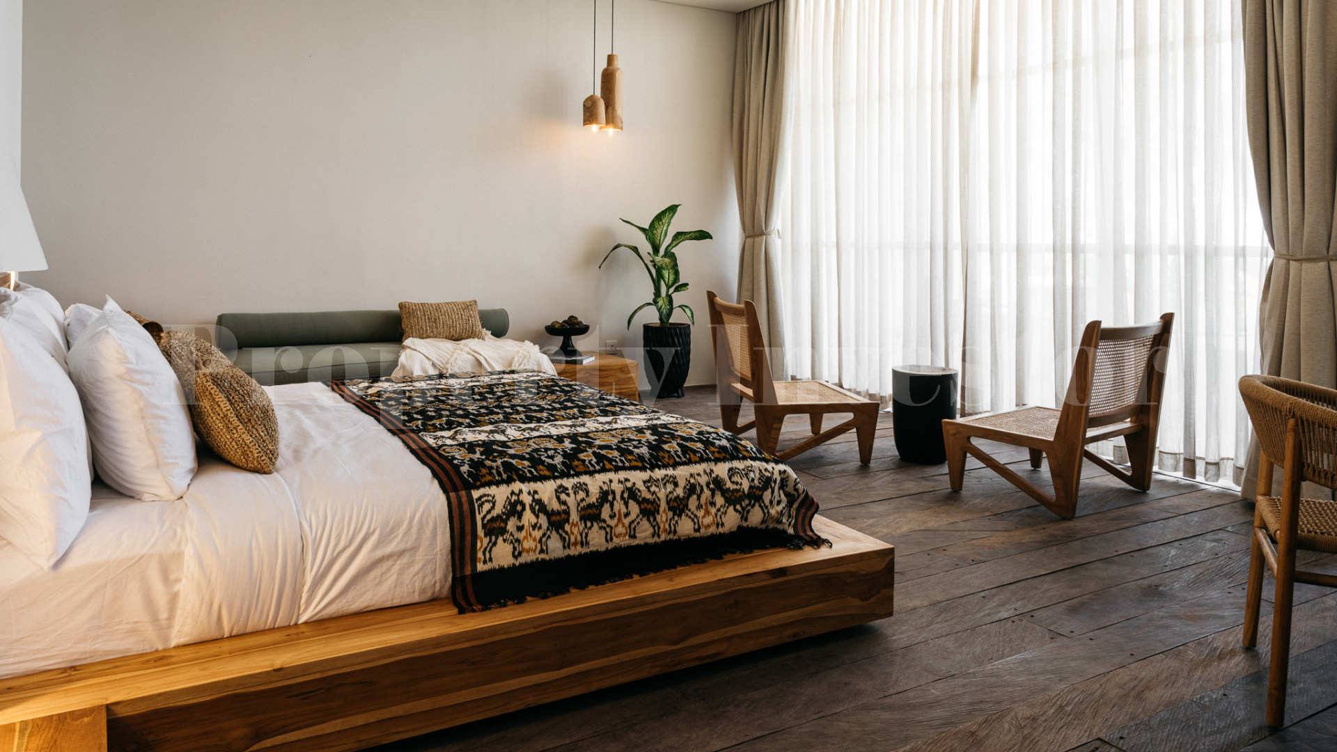 Elegant 6 Bedroom Luxury Boutique Estate & Retreat for Sale in Indonesia
