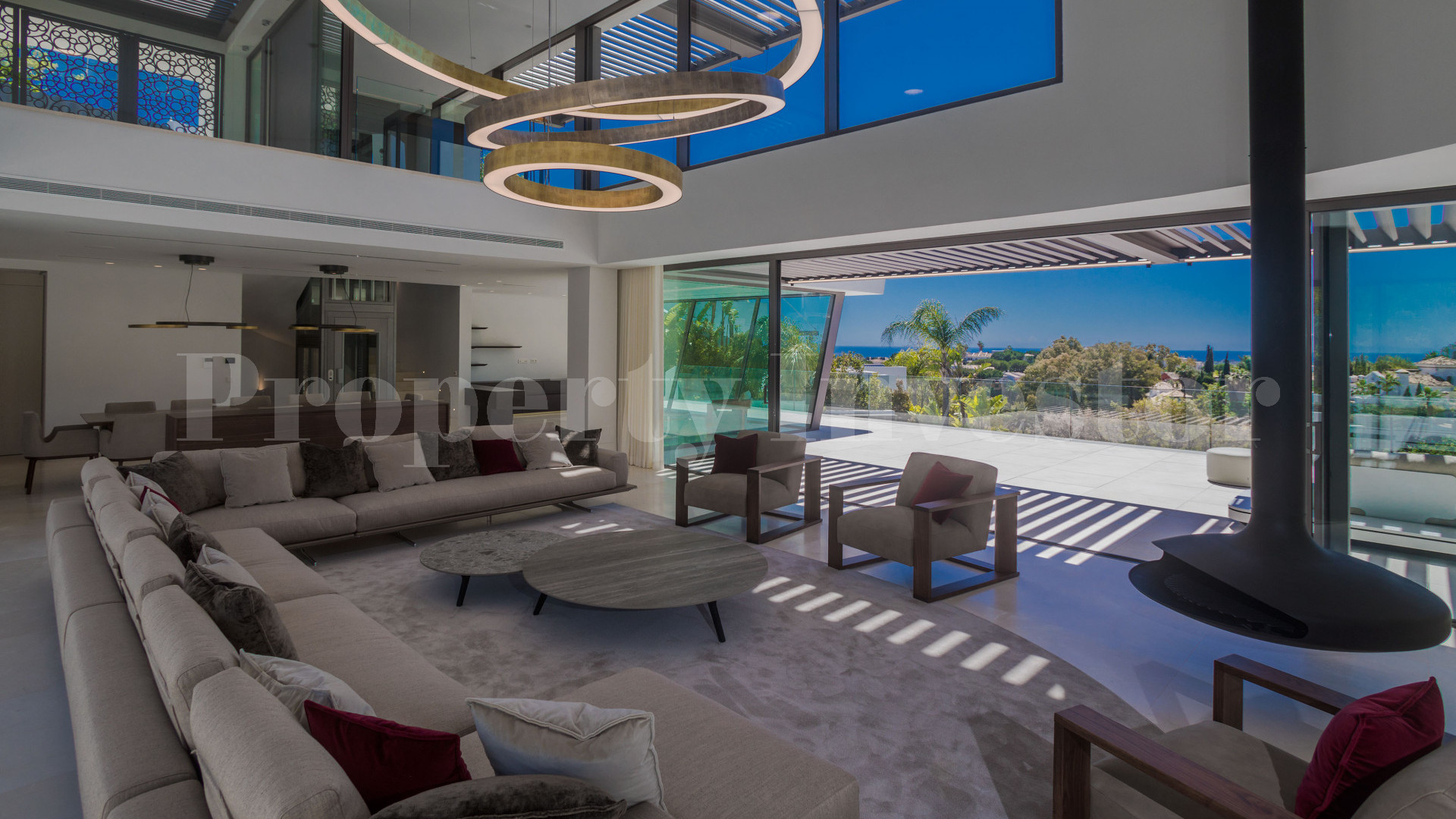 Фантастическая роскошная дизайнерская вилла на 6 спален идеальна для отдыха и развлечений в Бенаавис, Испания