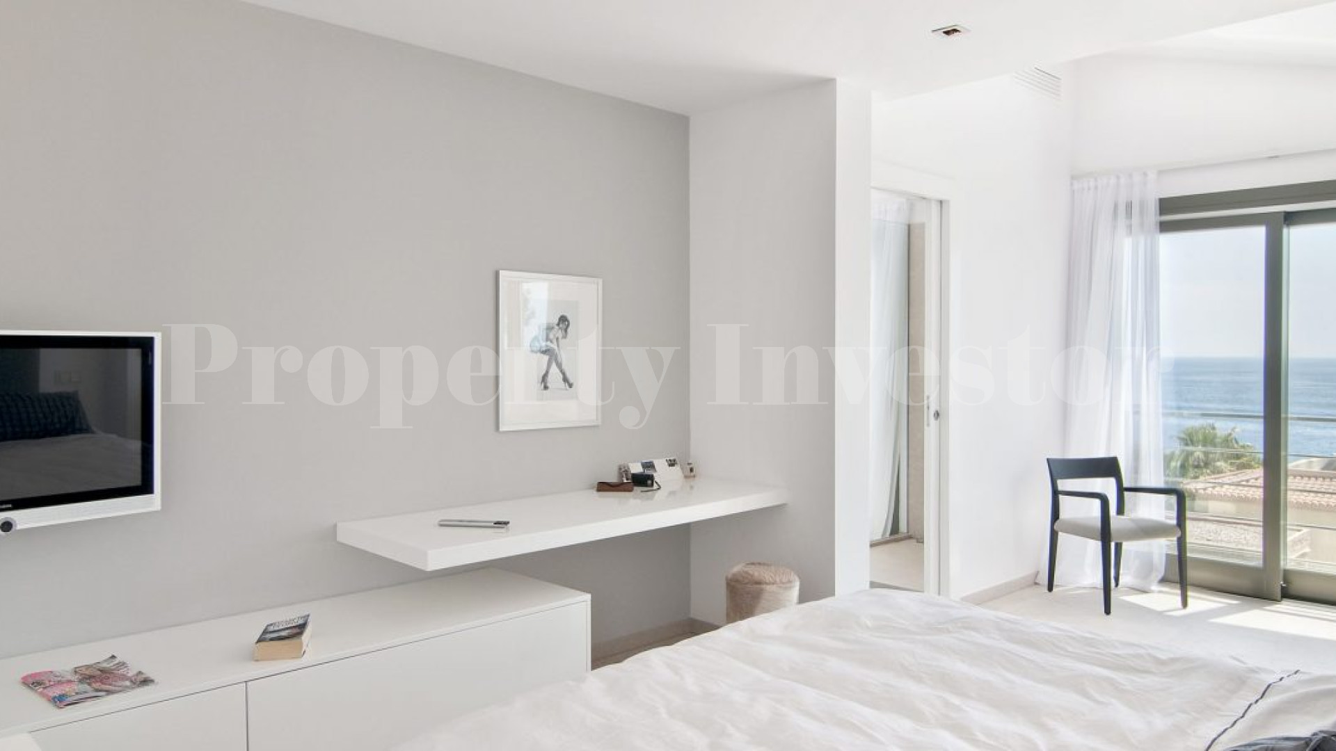 High Quality 6 Bedroom Sea View Villa in Nova Santa Ponsa