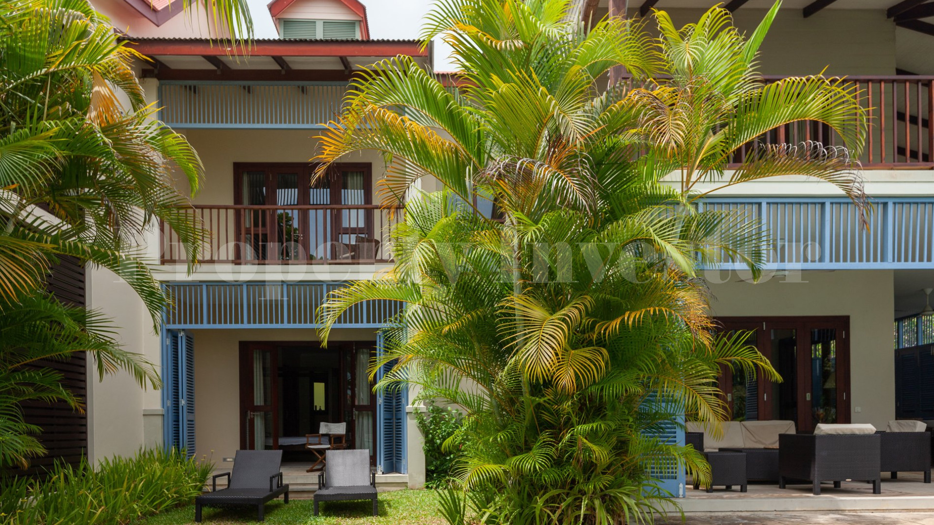 Spacious 4 Bedroom Waterfront Maison with Private Mooring for Sale on Eden Island, Seychelles