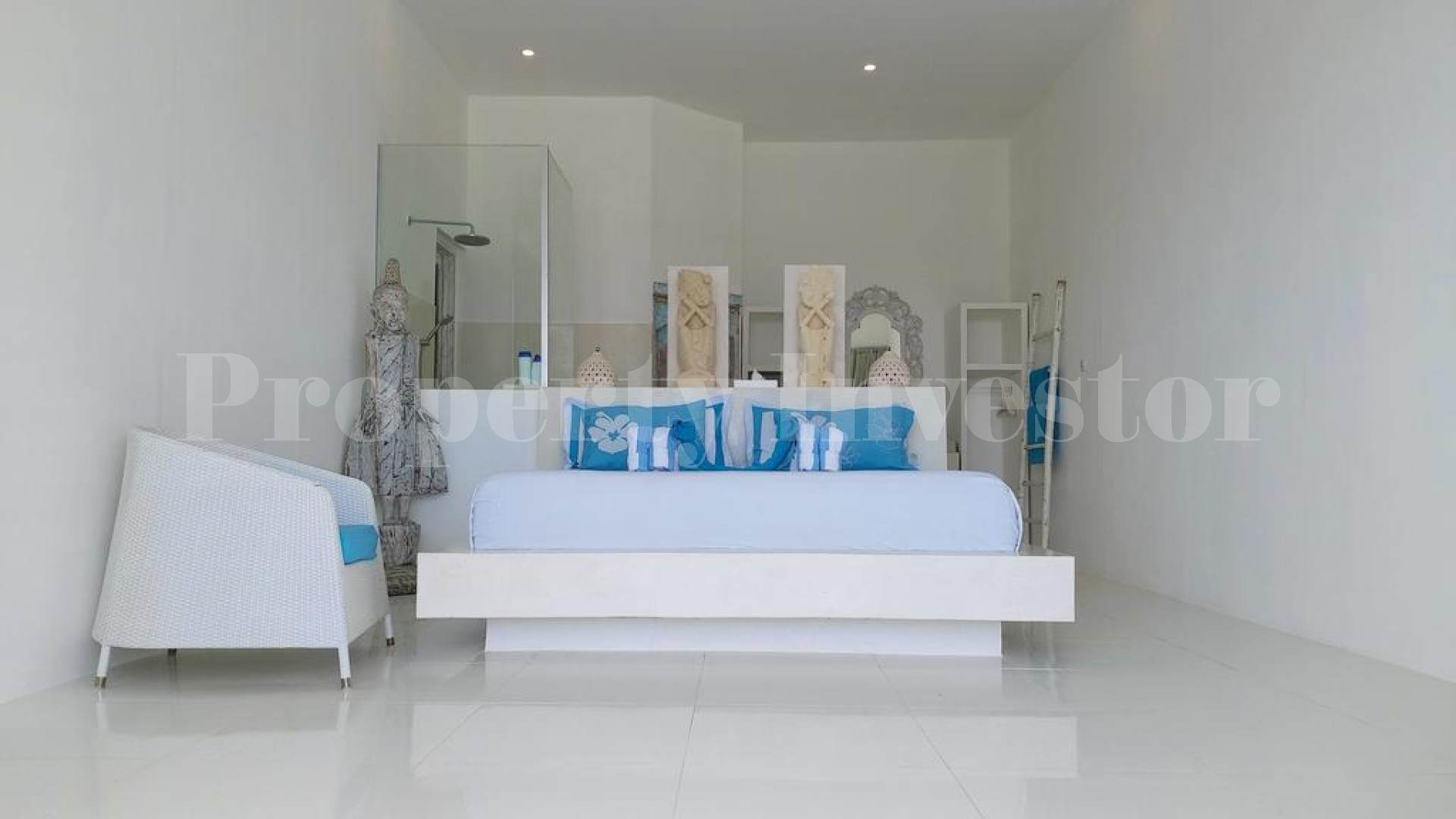 Popular 9 Bedroom Villa (Boutique Hotel) for Sale in Gili Trawangan, Indonesia