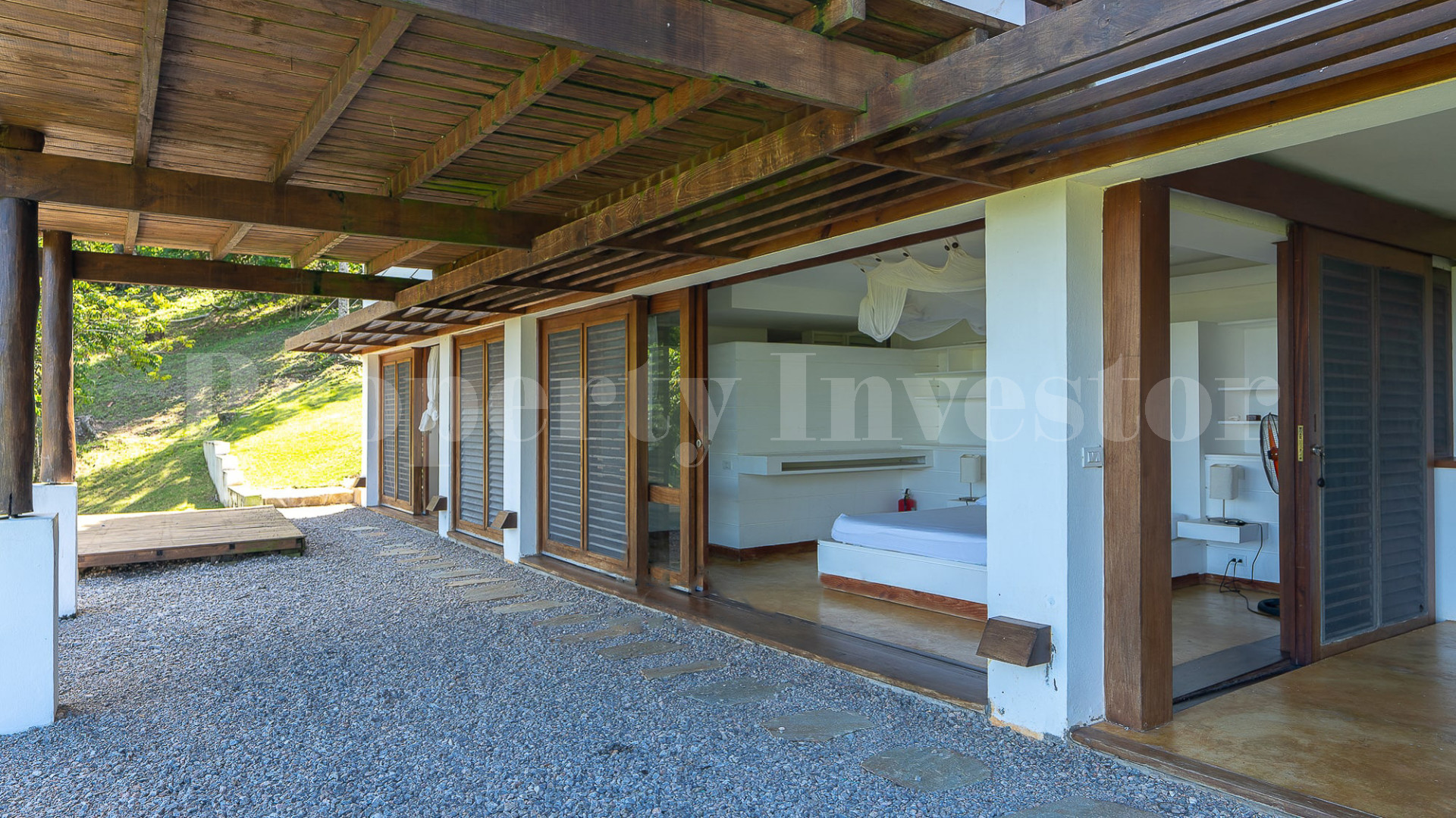 Эко ретрит на 5 спален с ручной отделкой с невероятными видами на океан и тропические сады рядом с Лас-Терренас, Доминиканская Республика