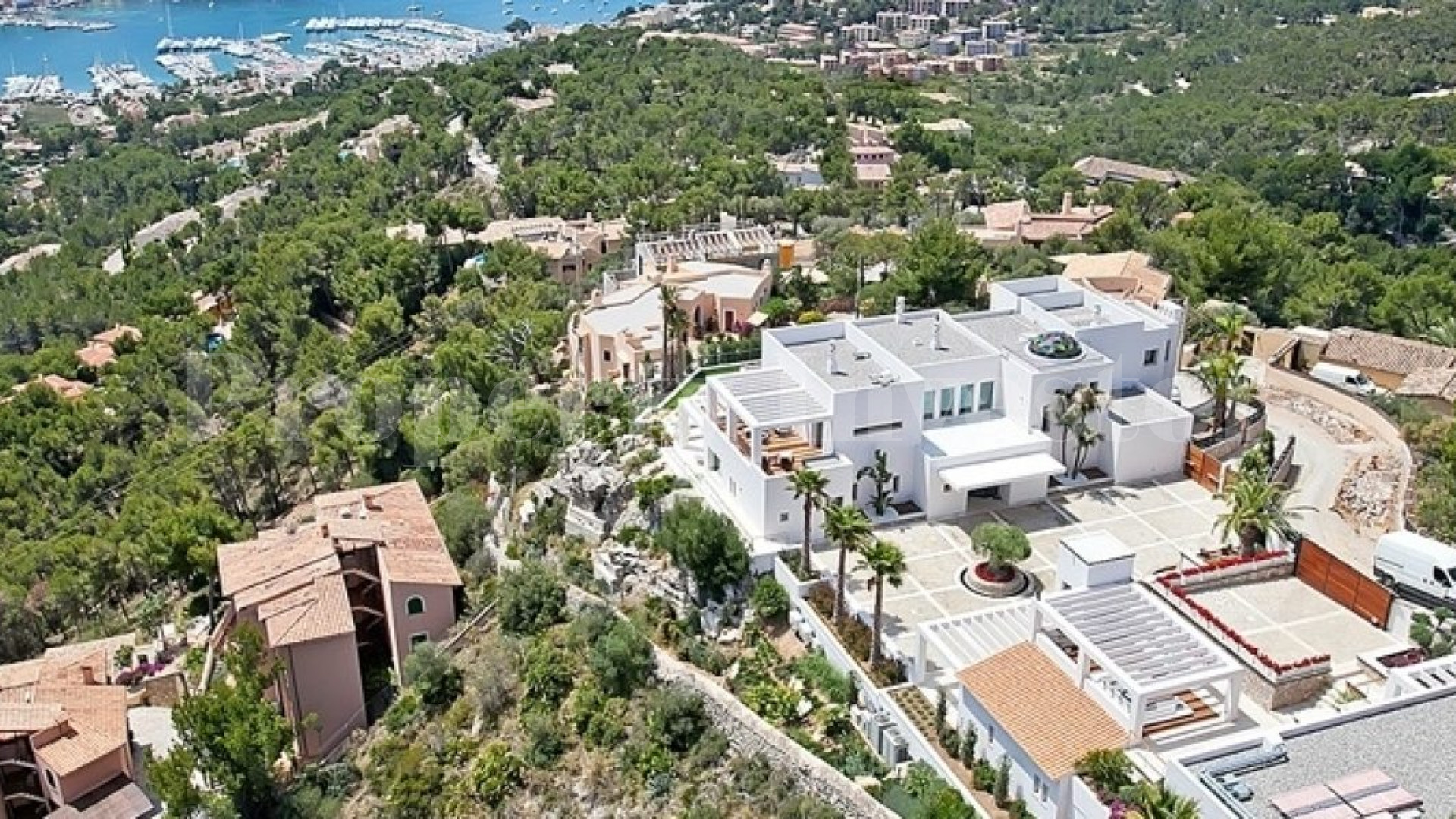 8 Bedroom Luxury Mansion in Port Andratx