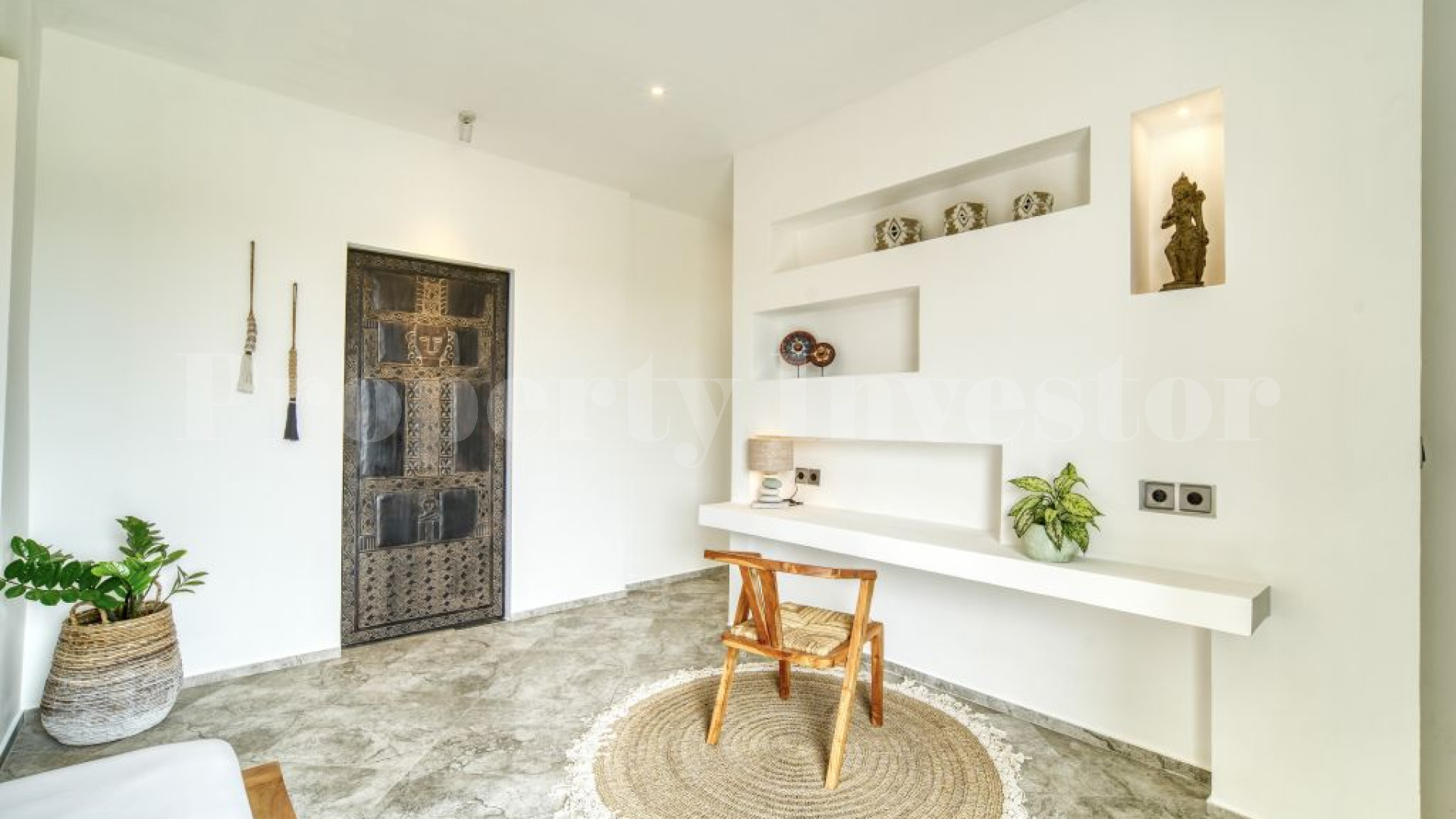 Stylish 2 Bedroom Luxury Beachside Villa for Sale in Canggu Pererenan, Bali