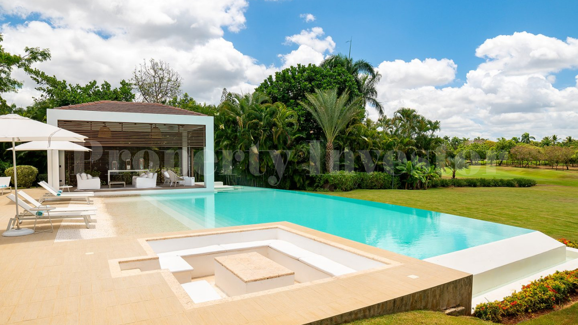 Modern 4 Bedroom Luxury Golf Villa for Sale in La Romana, Dominican Republic