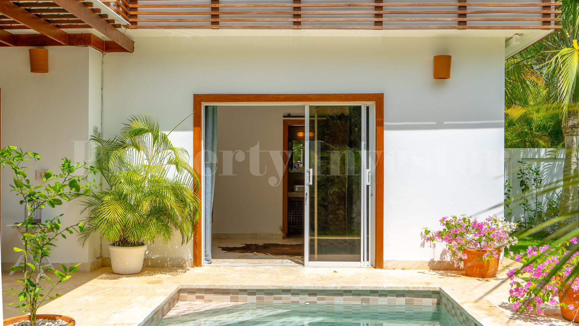 Magnificent 5 Bedroom Private Colonial Style Beachfront Villa for Sale in La Esperanza, Las Terrenas