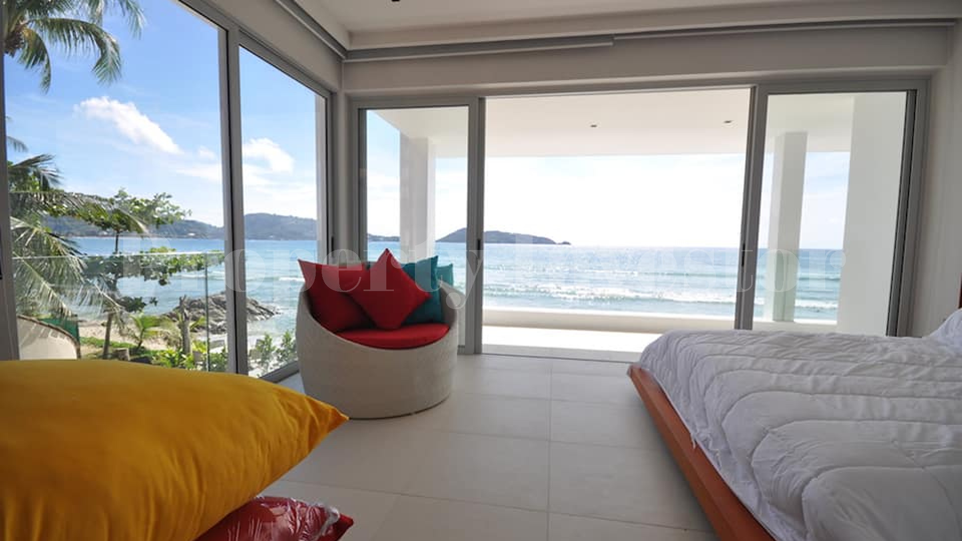 Very Rare Opportunity to Purchase 3 Bedroom Beach House on Patong Beach, Phuket