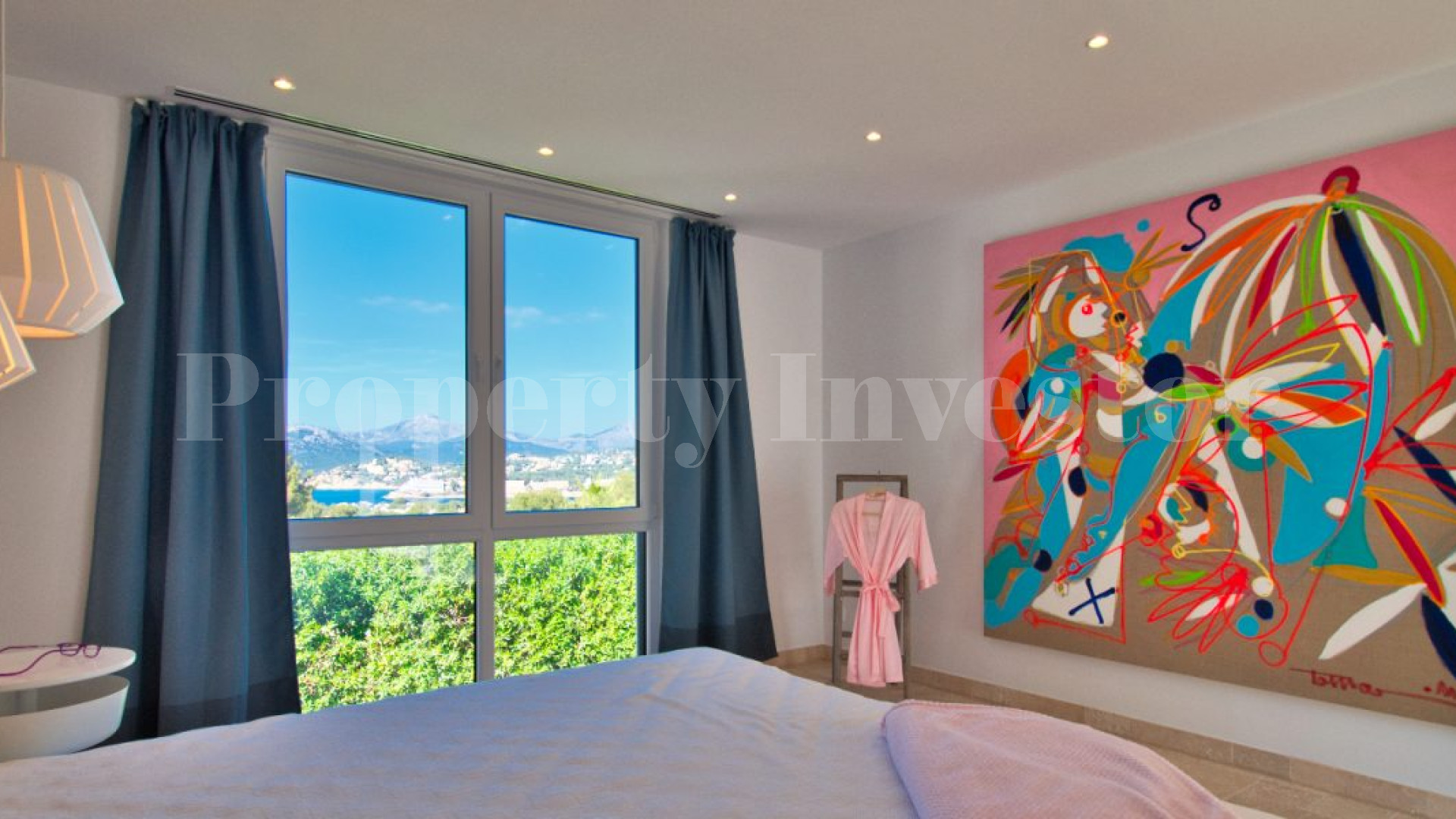 Modern 5 Bedroom Villa with Sea Views in Nova Santa Ponsa