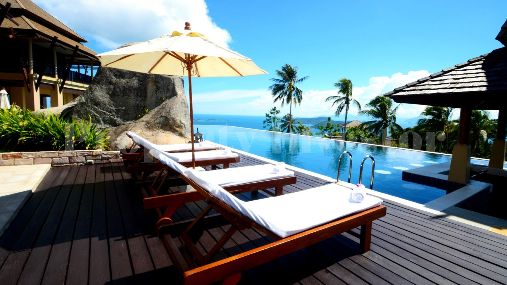 Stunning 6 Bedroom  Luxury Hillside Villa with Amazing Panoramic Views for Sale in Koh Samui, Thailand