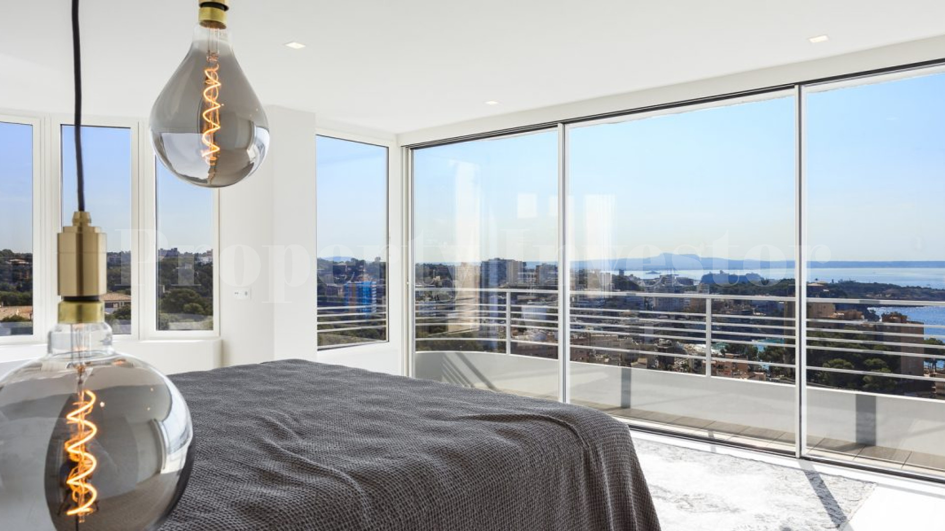 4 Bedroom High End Apartment with Panoramic Sea Views in San Augustin, Mallorca