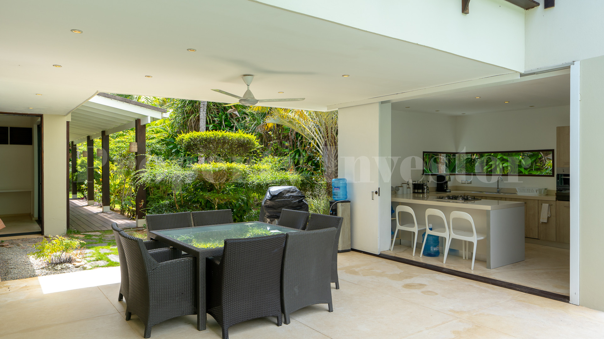 Modern 4 Bedroom Pool Villa for Sale in Playa Bonita, Dominican Republic