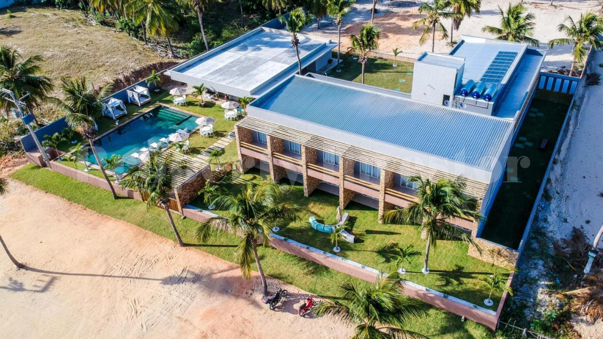 Popular 22 Suite Boutique Kite Surfing Hotel for Sale in Ilha de Guajirú, Brazil