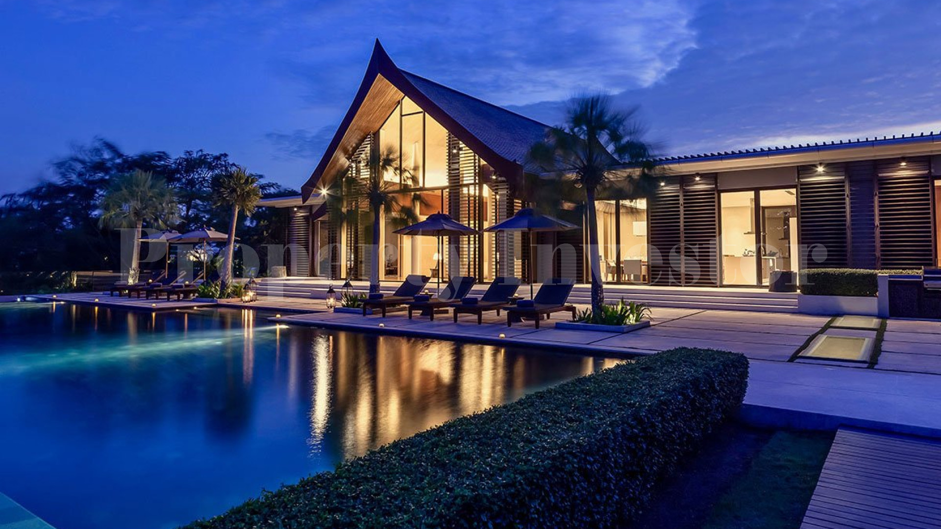 Захватывающая роскошная вилла на 9 спален со своим доступом к пляжу в Кейп Яму, Пхукет