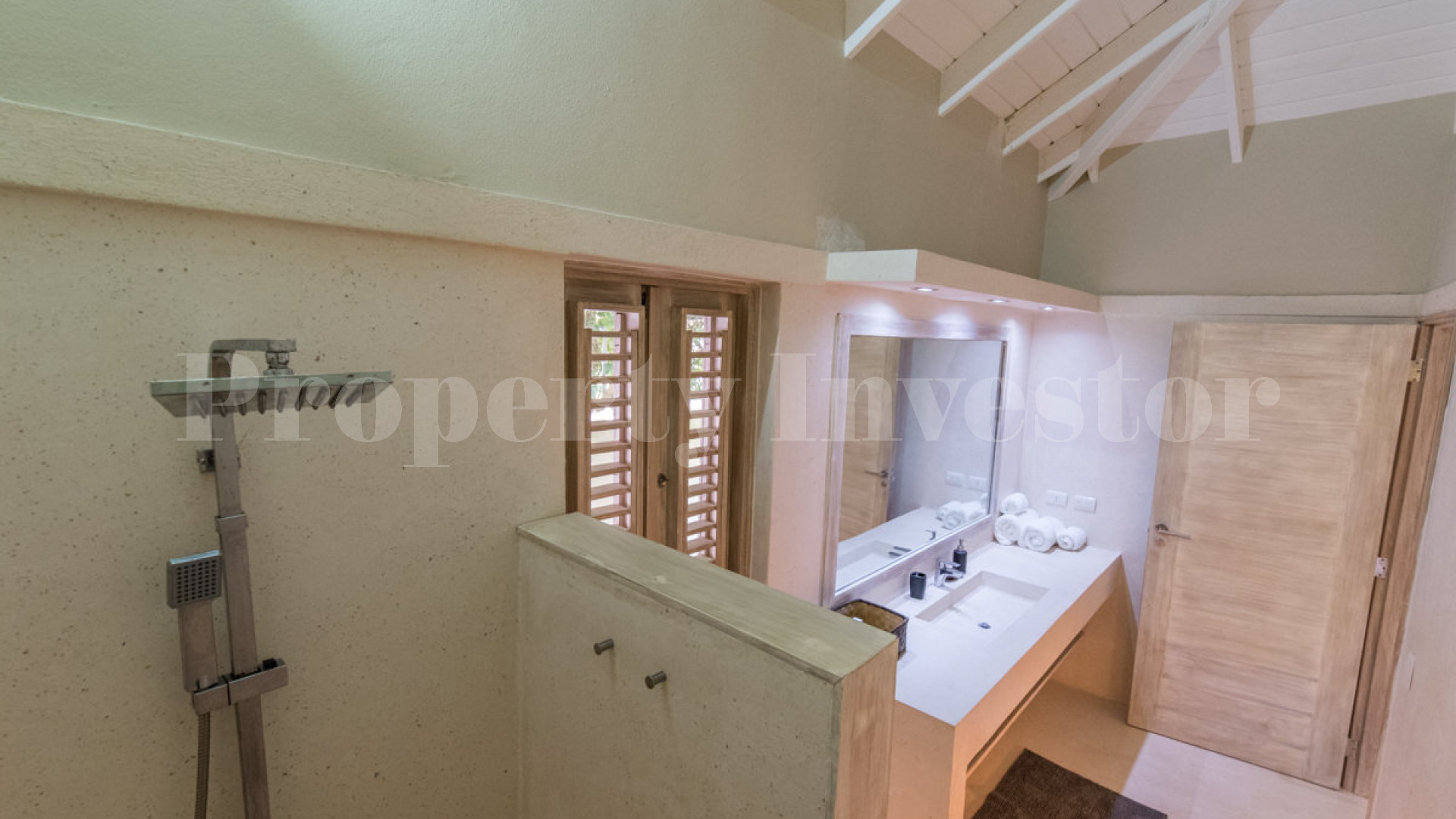 Beautiful 5 Bedroom Villa in Las Terrenas