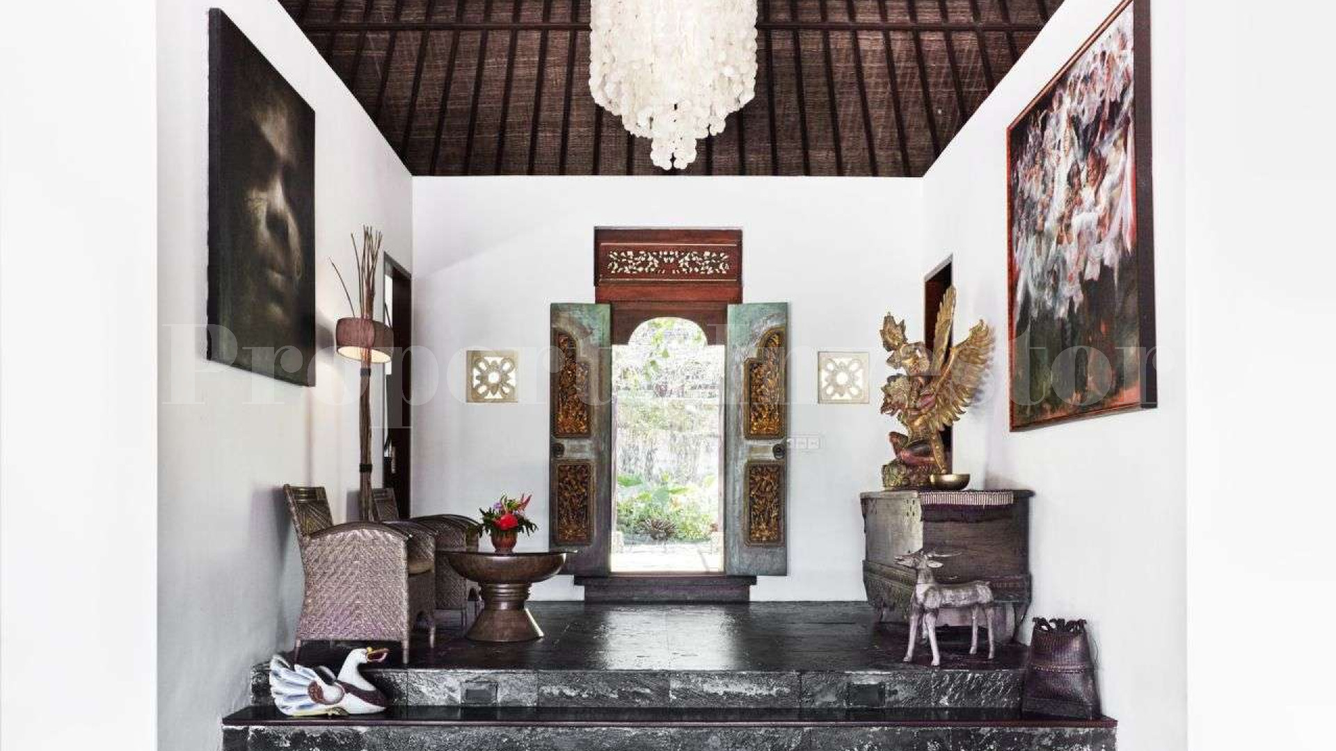 Elegant 4 Bedroom Traditional Balinese Style Luxury Villa for Sale in North Ubud, Bali