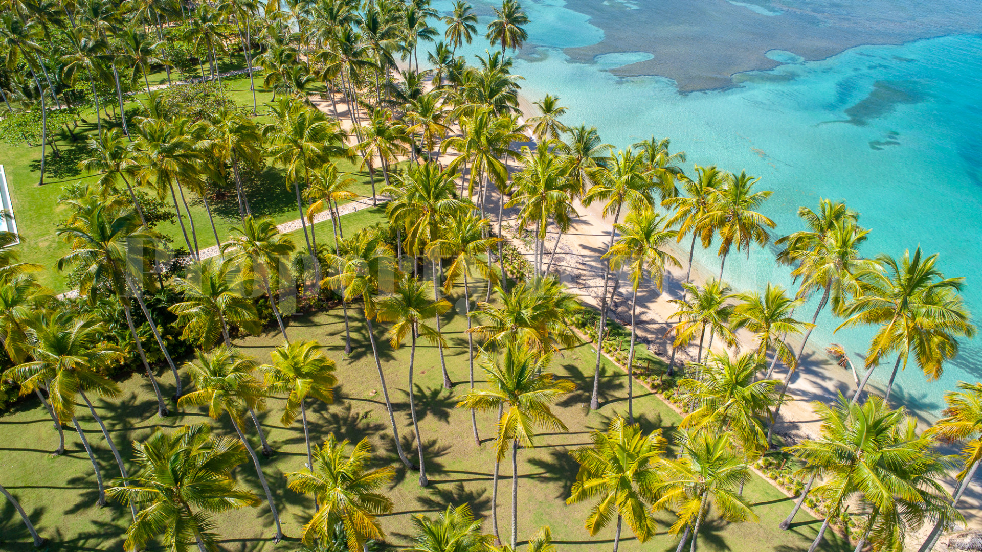 Самая восхитительная и роскошная вилла с 4 спальнями в Лас Терренас