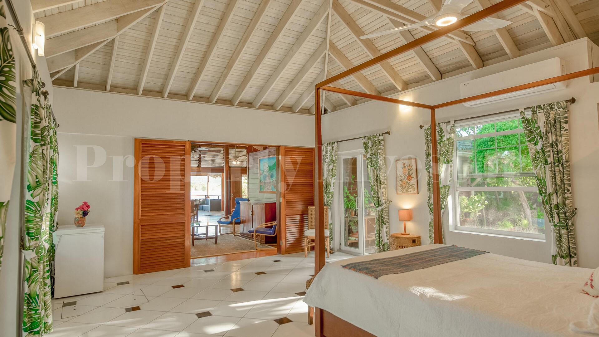 Fabulous 4 Bedroom Private Island Residence for Sale in Guanaja, Honduras