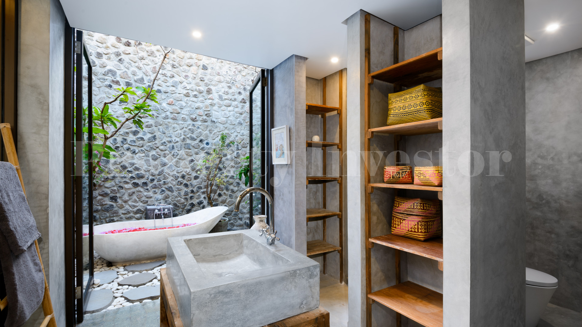 4 Bedroom Designer Villa in Exclusive Community in Mas-Ubud, Bali