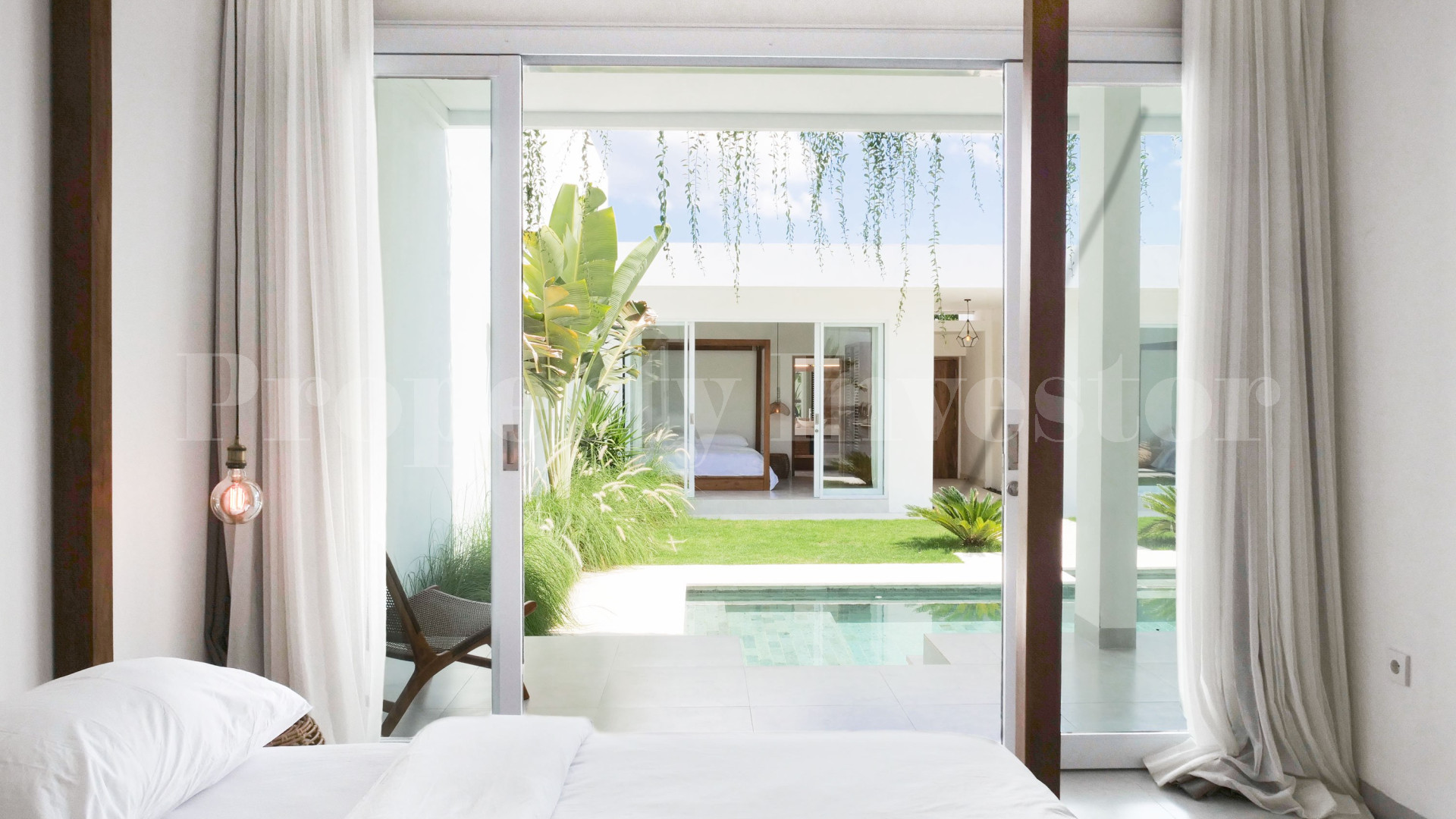 Brand New 3 Bedroom Luxury Contemporary Villa for Sale in Canggu-Padonan, Bali