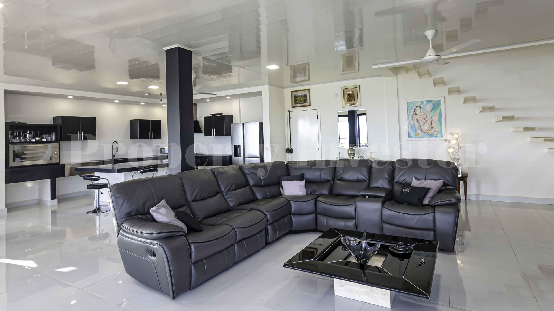 Stunning 5 Bedroom Luxury Oceanview Villa with 180 Degree Panoramic Ocean Views for Sale in Pedasi, Panama