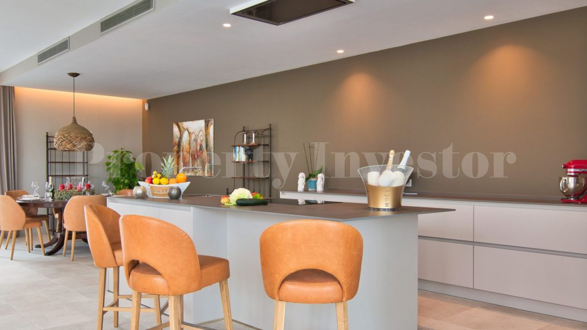 Luxury 4 Bedroom Pool Villa in Nova Santa Ponsa