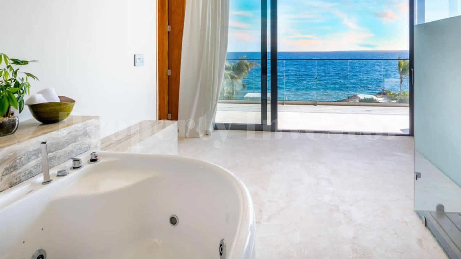 Unbelievable 7 Bedroom Luxury Beachfront Villa for Sale in La Romana, Dominican Republic