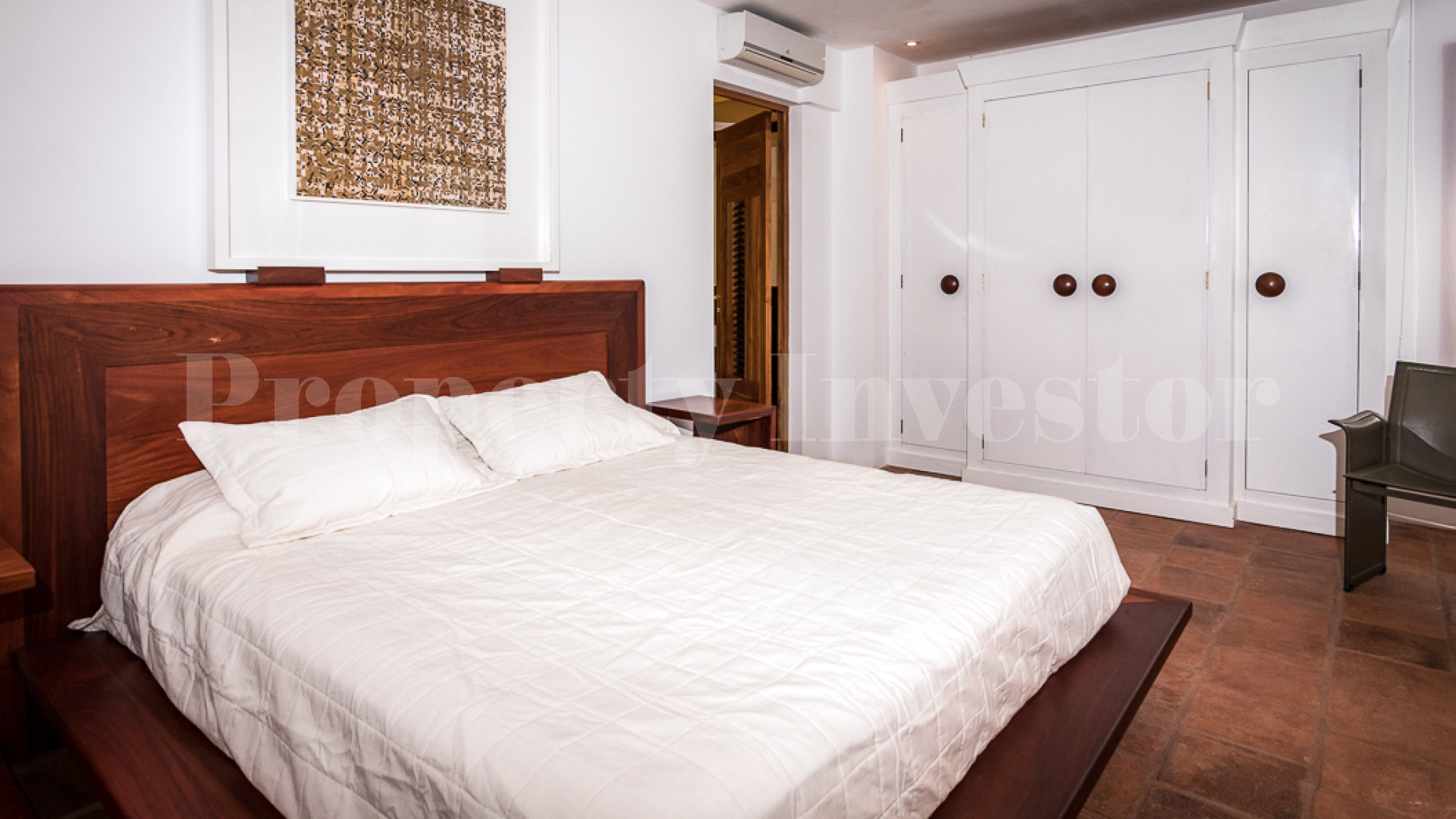 Elegant 5 Bedroom Luxury Tropical Estate for Sale in Pedasi, Panama