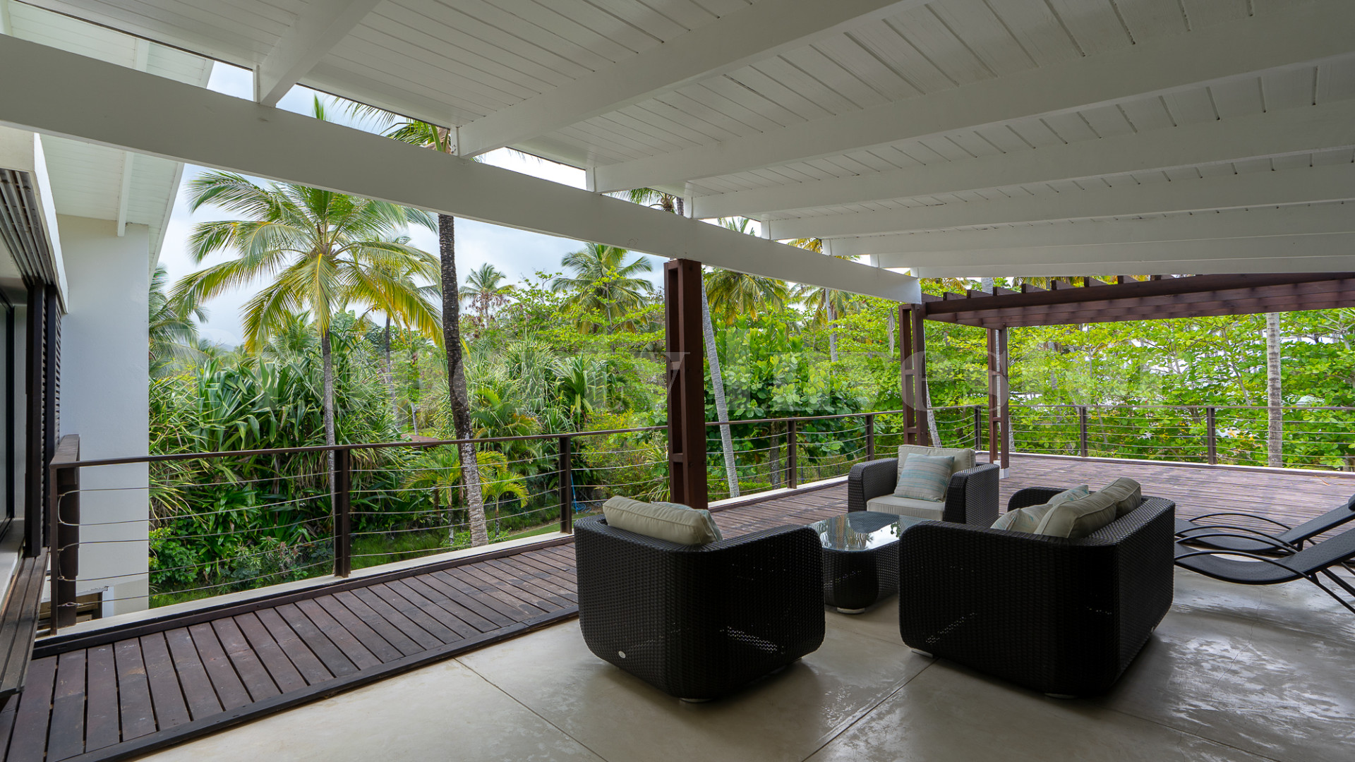 Modern 4 Bedroom Pool Villa for Sale in Playa Bonita, Dominican Republic