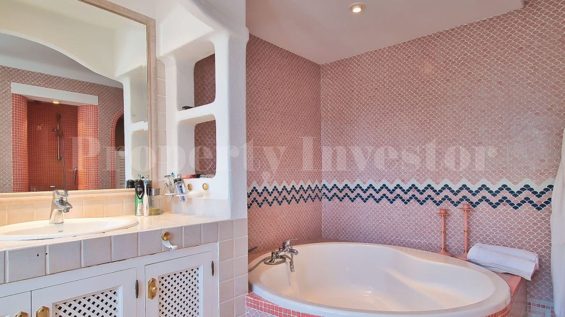 6 Bedroom Mediterranean Villa with Guest House Within Walking Distance to the Port