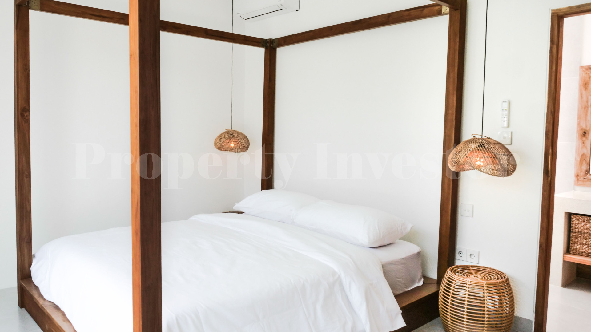 Brand New 3 Bedroom Luxury Contemporary Villa for Sale in Canggu-Padonan, Bali