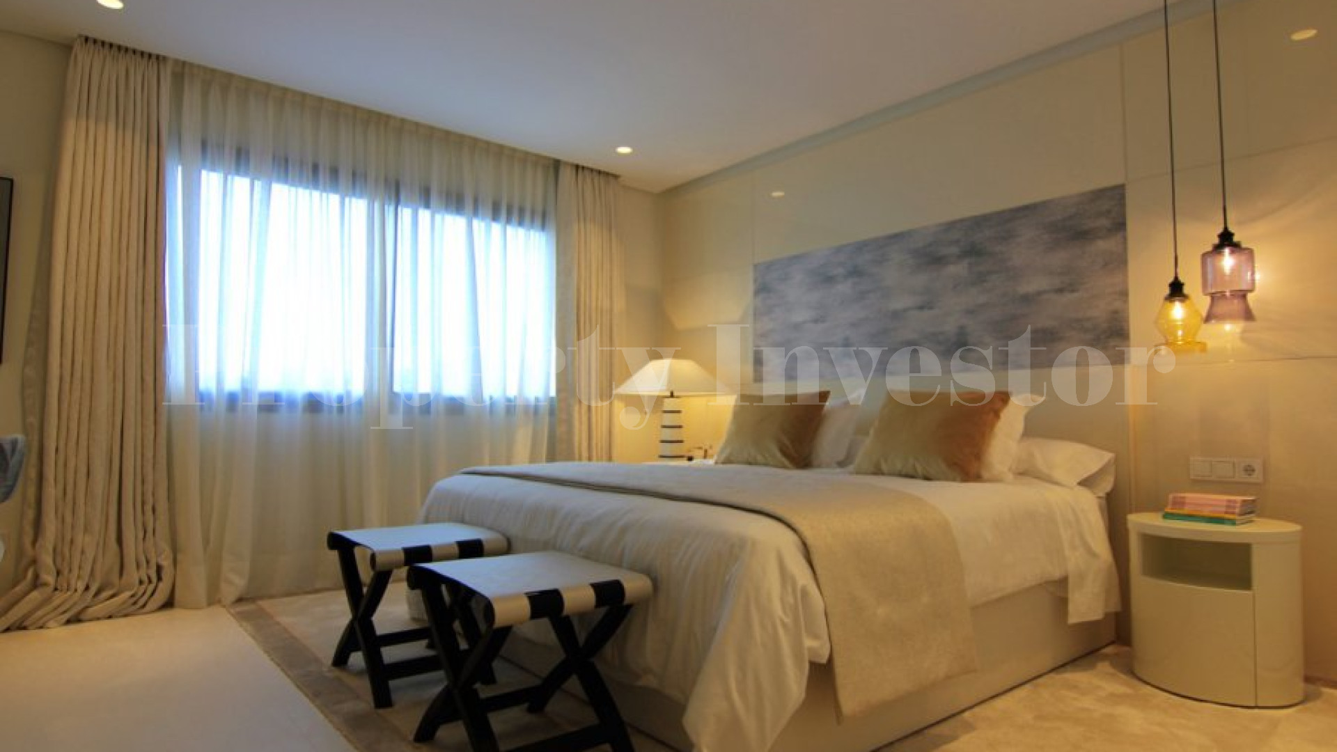 Продаётся красивая дизайнерская вилла с 4 спальнями в Нуэва Андалусия, Марбелья