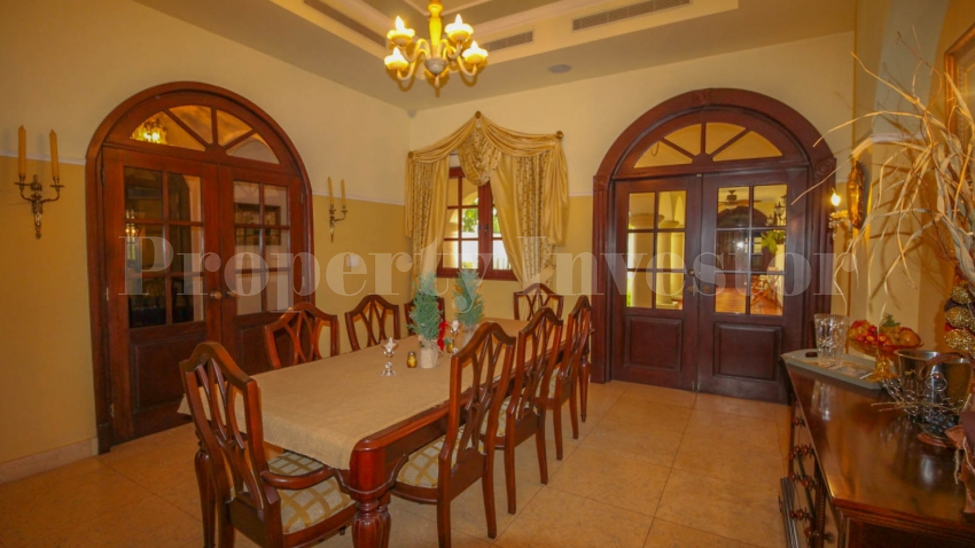 Вилла на 7 спален в традиционном стиле хасиенды в Коста-дель-Эсте, Панама Сити