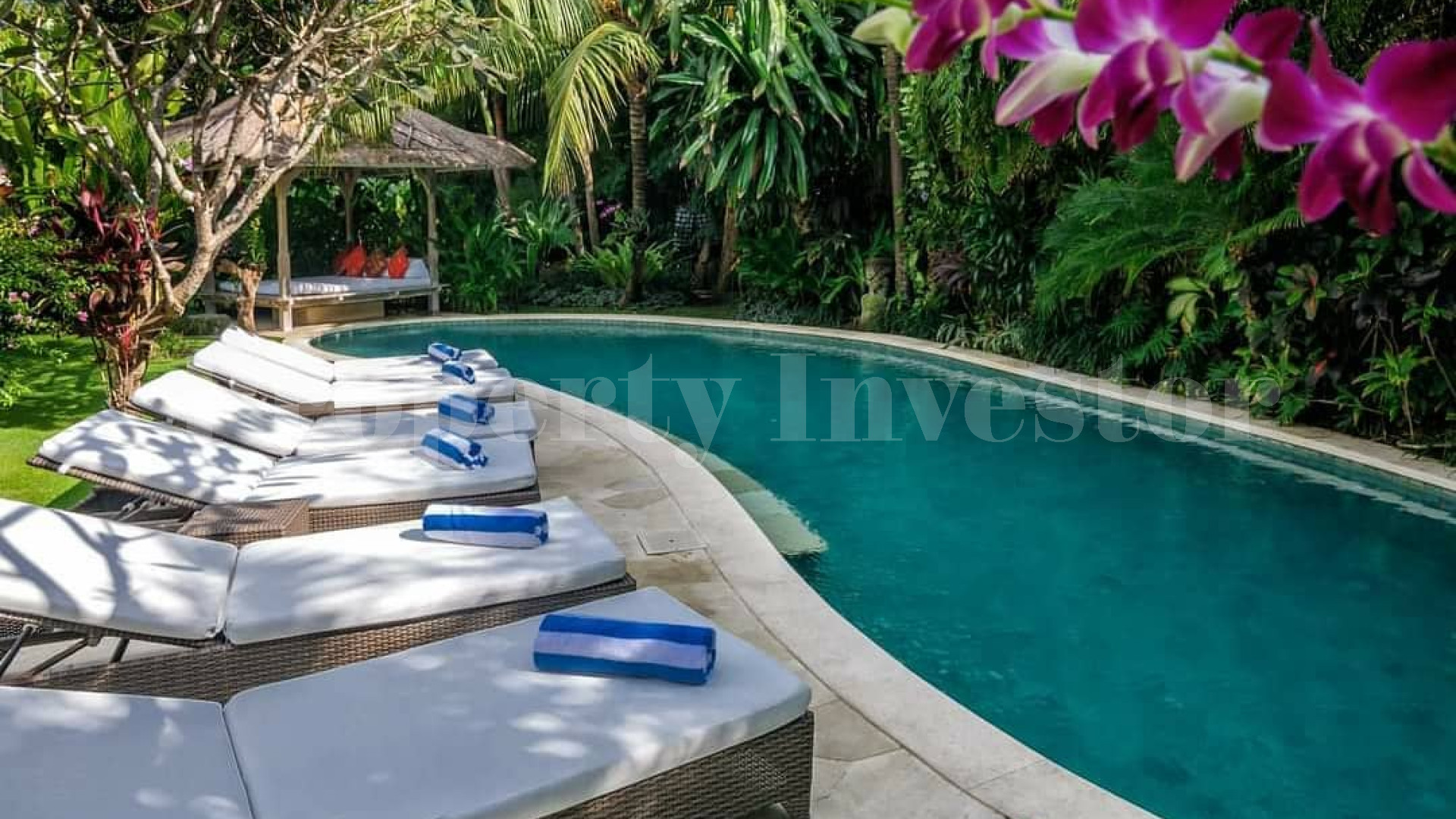 Fashionable 5 Bedroom Luxury Colonial Style Villa for Sale in Popular Seminyak, Bali