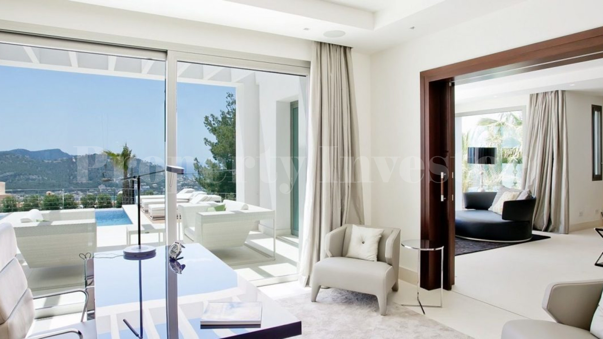 8 Bedroom Luxury Mansion in Port Andratx