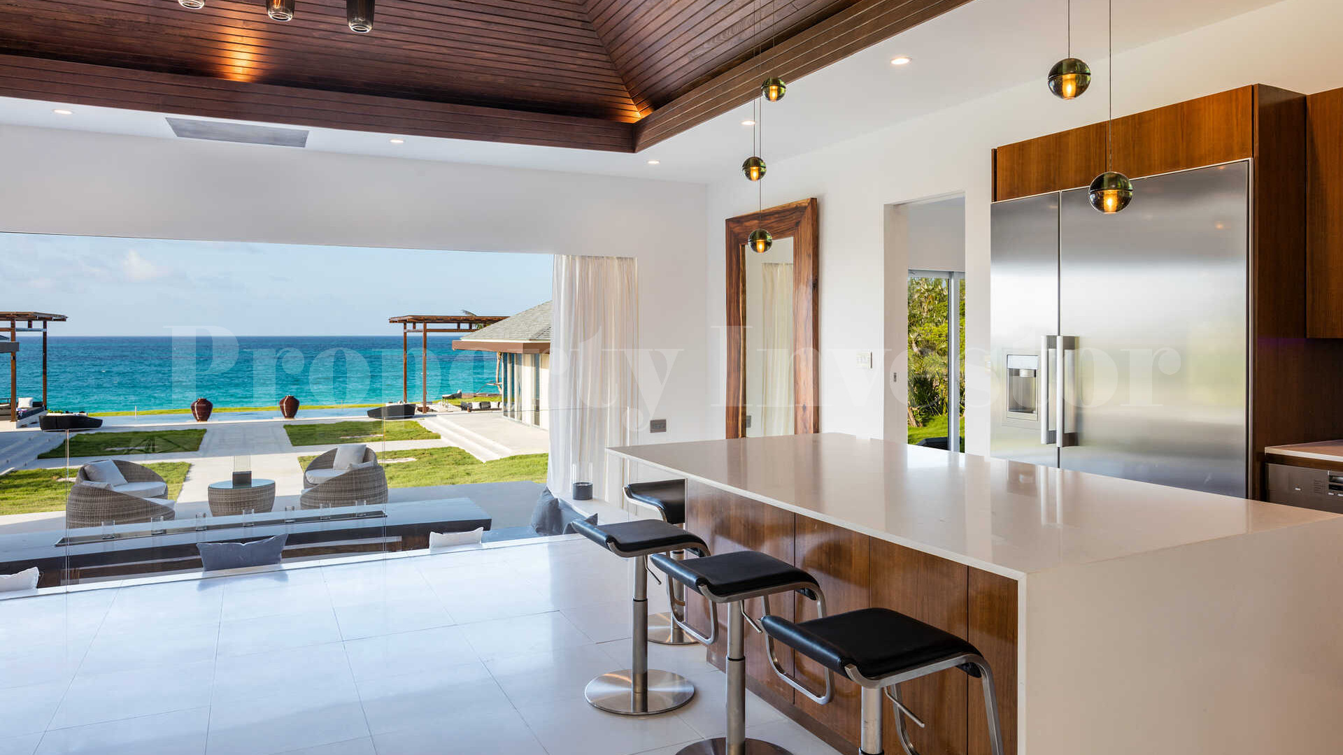 Райская роскошная вилла с 4 спальнями на пляже на о. Эльютера, Багамы