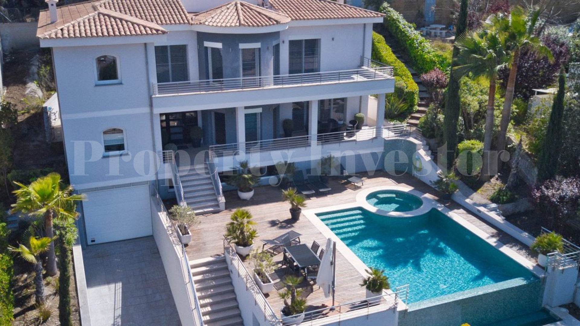 Elegant 4 Bedroom Villa in Nova Santa Ponsa