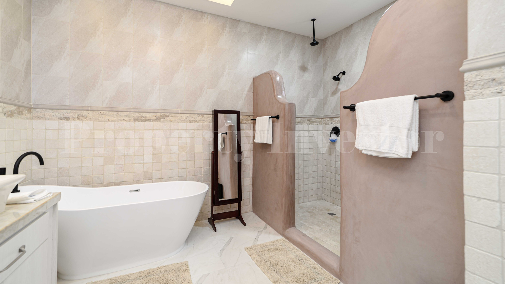 Brand New 3 Bedroom Luxury Oceanfront Villa for Sale in Pedasi, Panama