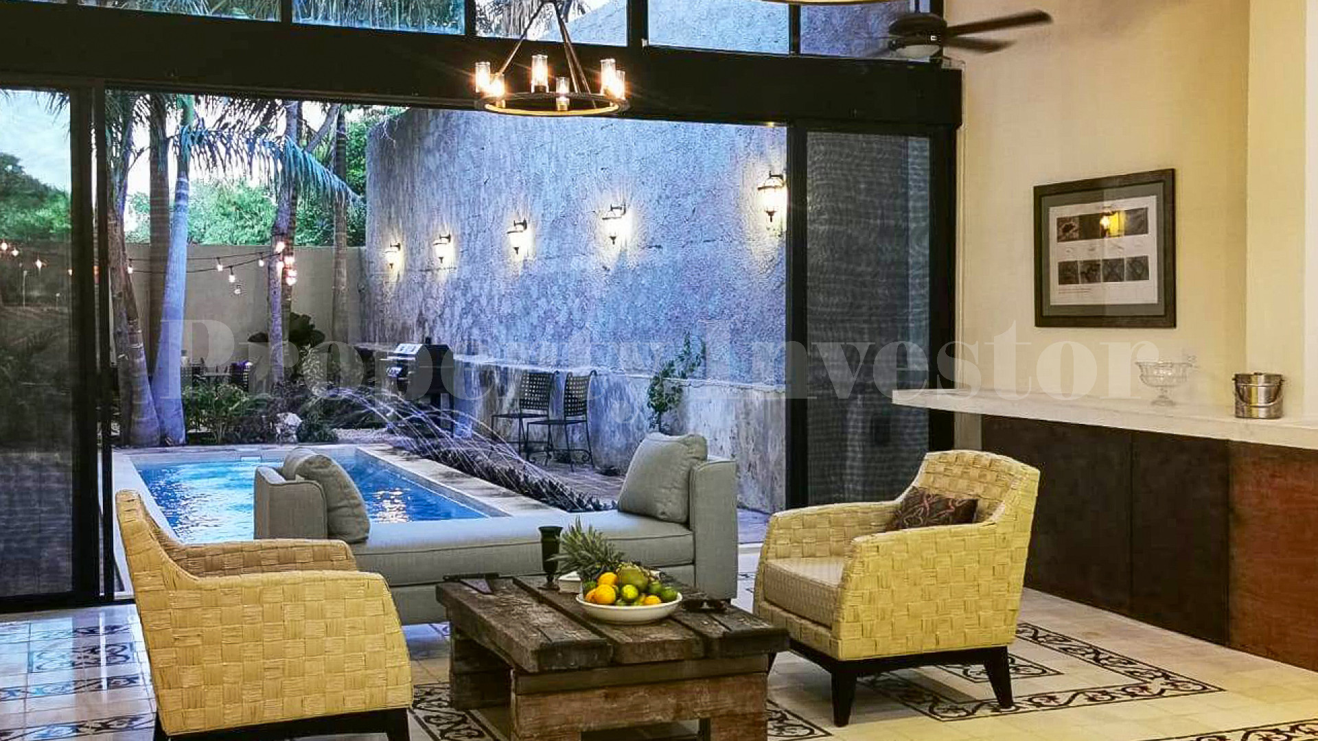 Beautifully Renovated 2 Bedroom Colonial Home for Sale in Merida