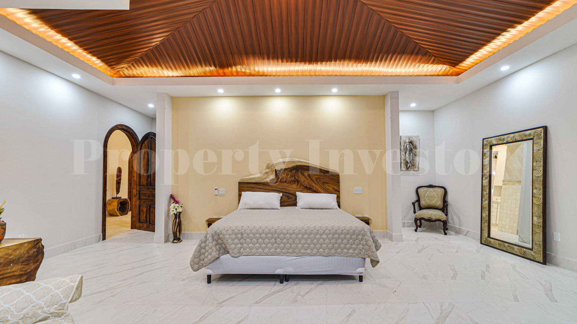 Brand New 3 Bedroom Luxury Oceanfront Villa for Sale in Pedasi, Panama