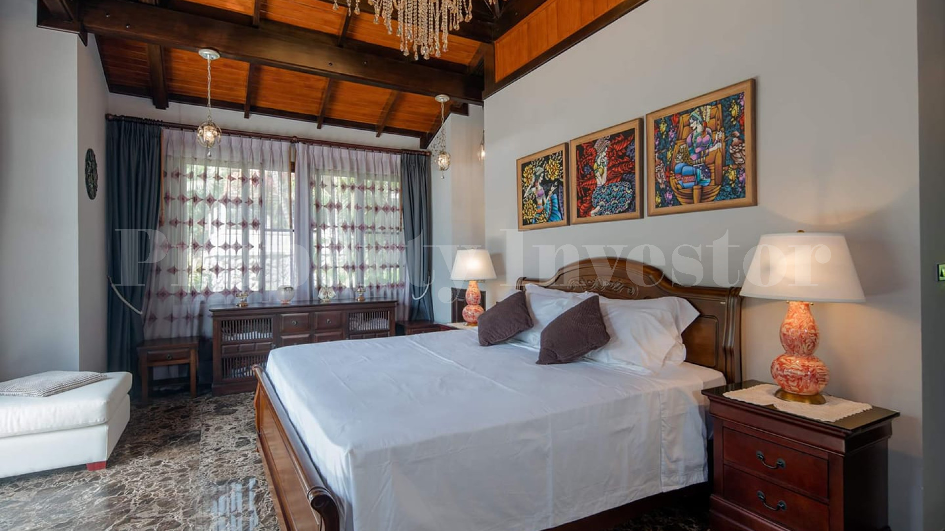 Spectacular 5 Bedroom Star Quality Villa in Phuket