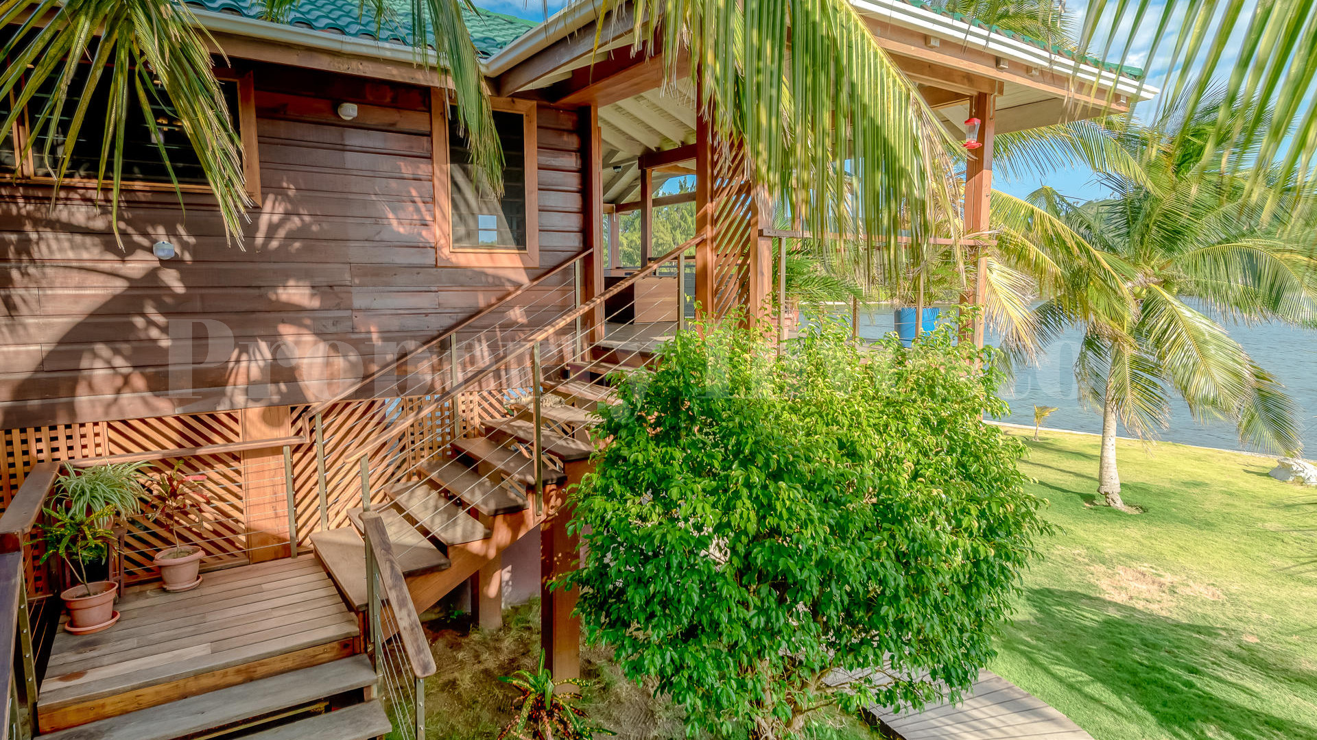 Fabulous 4 Bedroom Private Island Residence for Sale in Guanaja, Honduras