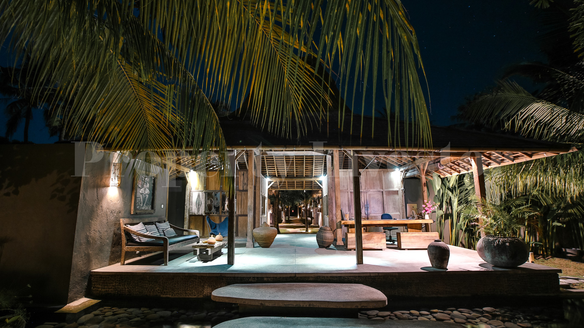Turnkey 5* Star Boutique Hotel with 10 Modern Villas in the Gili Islands, Lombok