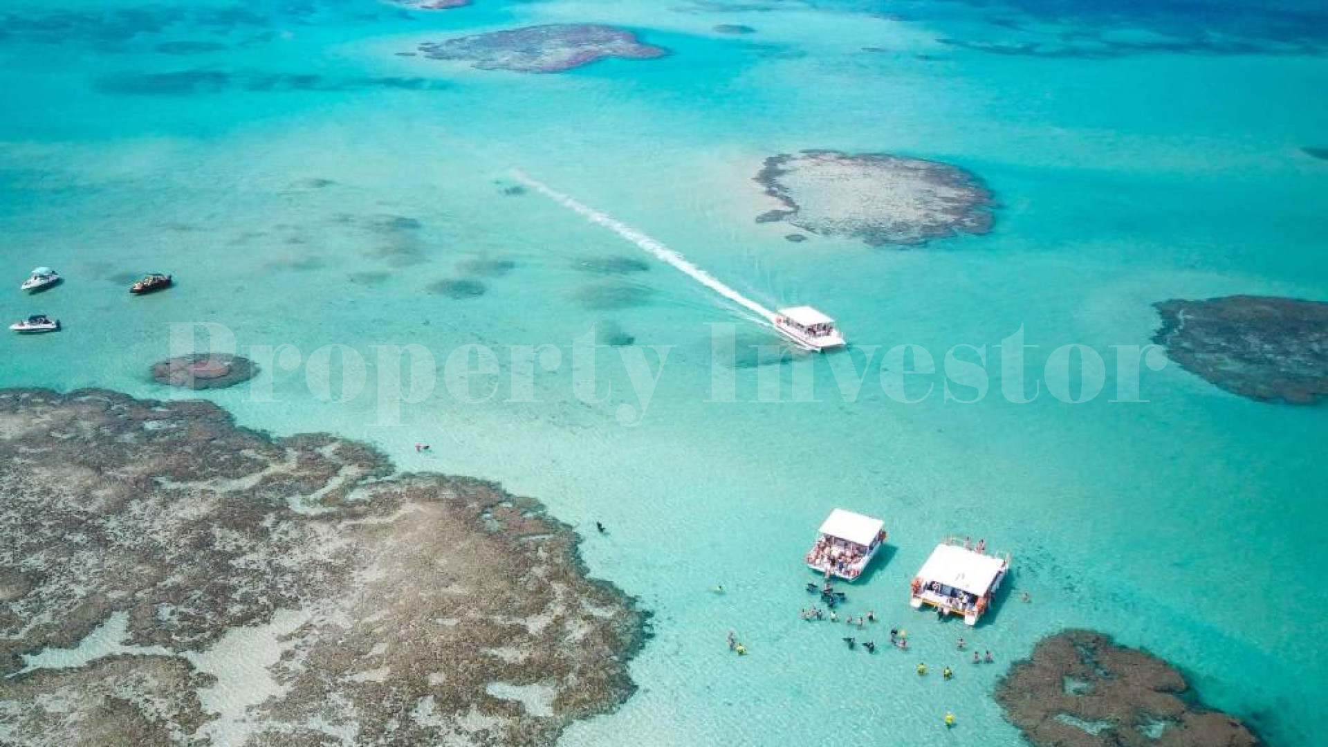 Stunning 8 Chalet Boutique Beachfront Hotel & Gourmet Restaurant Accessible to the Public for Sale in Japaratinga, Brazil