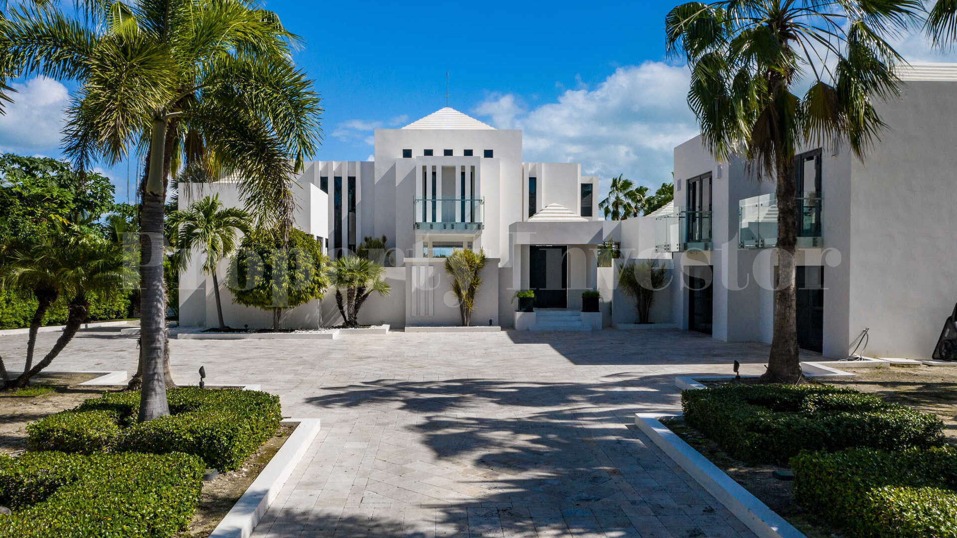 Dazzling 5 Bedroom Luxury Villa with Private Boat Dock in Leeward, Turks & Caicos