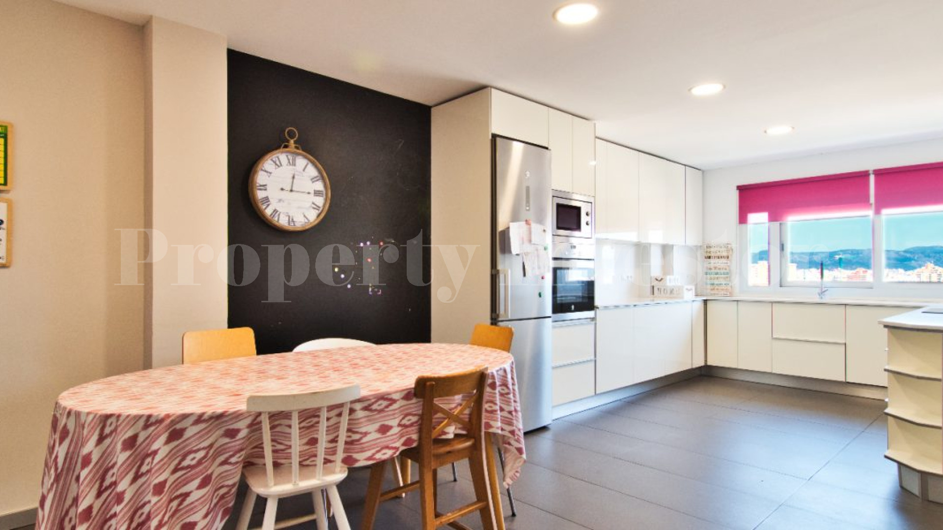 Spacious 3 Bedroom Luxury Apartment with Panoramic Sea Views in Portixоl, Palma de Mallorca