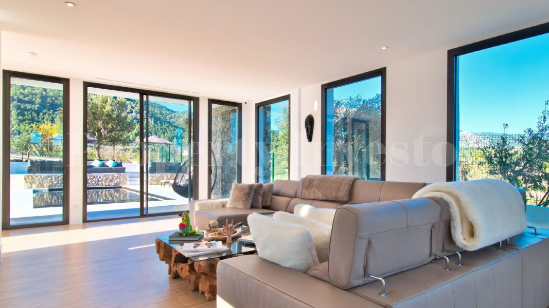 4 Bedroom Luxury Villa in Es Capdella, Mallorca