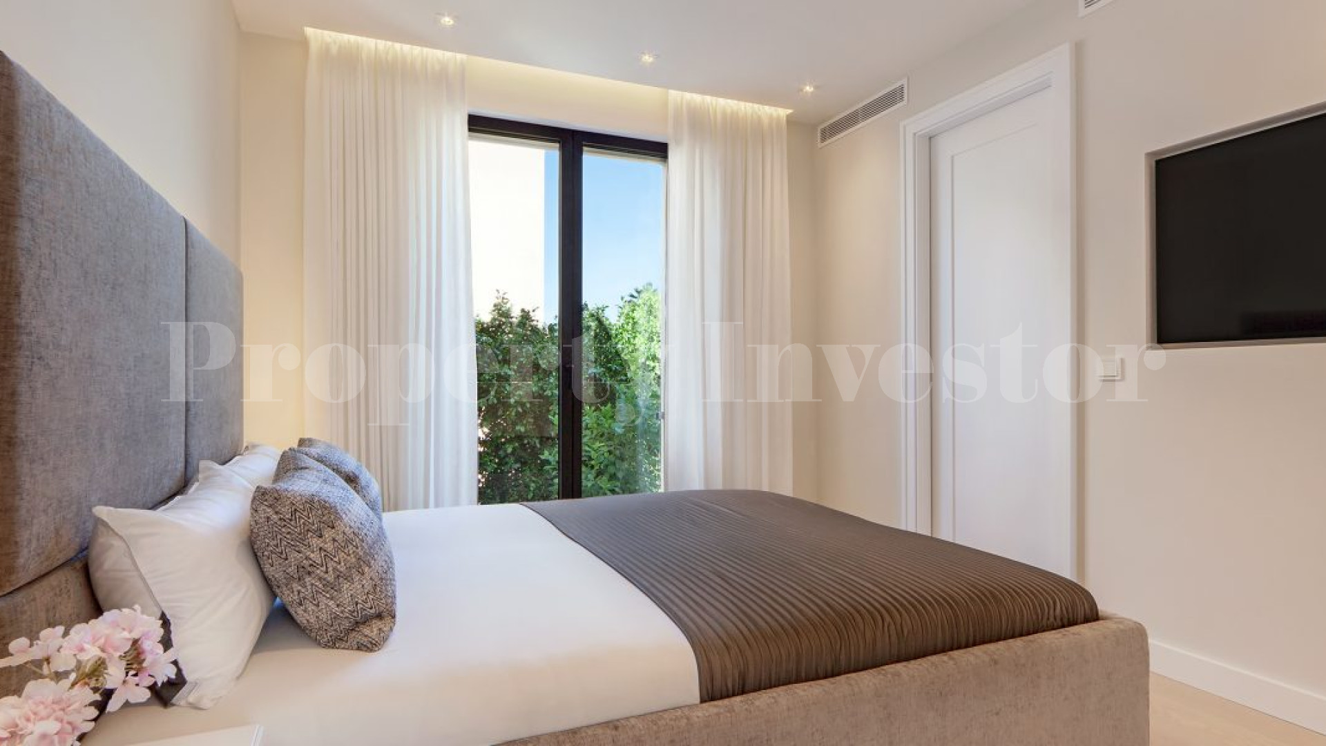 Newly Built 3 Bedroom Luxury Apartment in the Centre of Port Andratx