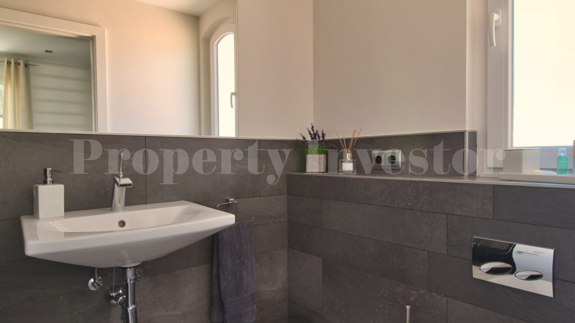 Elegant 4 Bedroom Villa in Nova Santa Ponsa